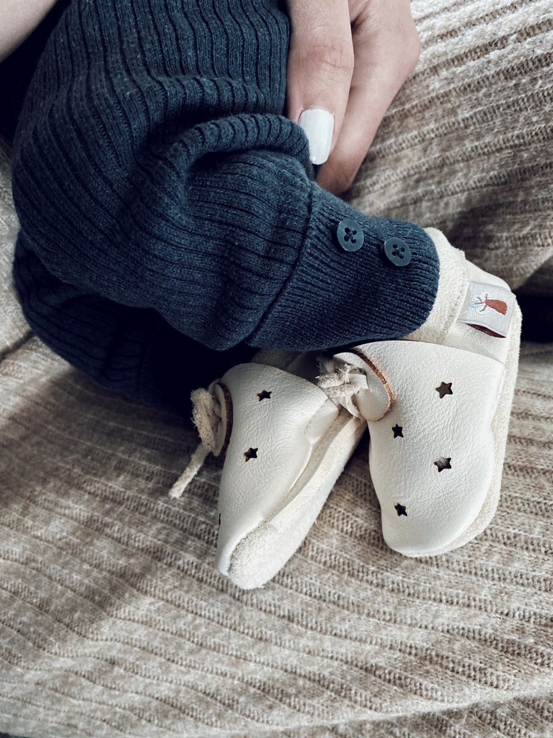 Puhatalpú cipő, Sandals, Fehér Csillag