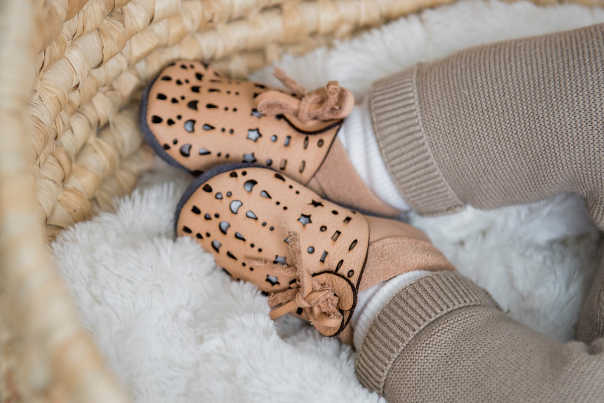 Puhatalpú cipő, Sandals, Púder