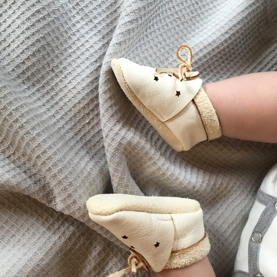 Puhatalpú cipő, Sandals, Fehér Csillag