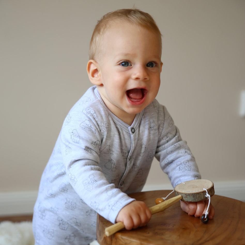 Long sleeved mid-snap sleepsuit